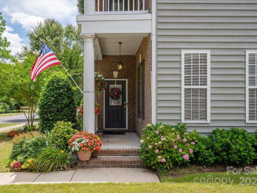 10818 Alvarado Way, Charlotte, NC 28277.  MLS# CAR4275233, YatesRealty ID 24737. 