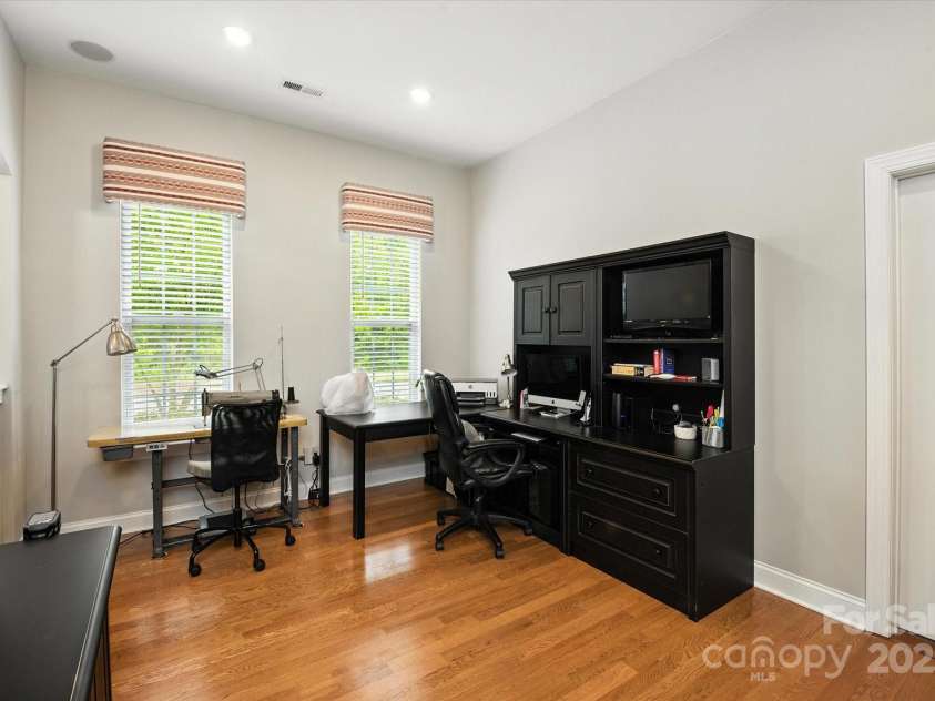 10818 Alvarado Way, Charlotte, NC 28277.  MLS# CAR4275233, YatesRealty ID 24737. Formal Living Room or Office