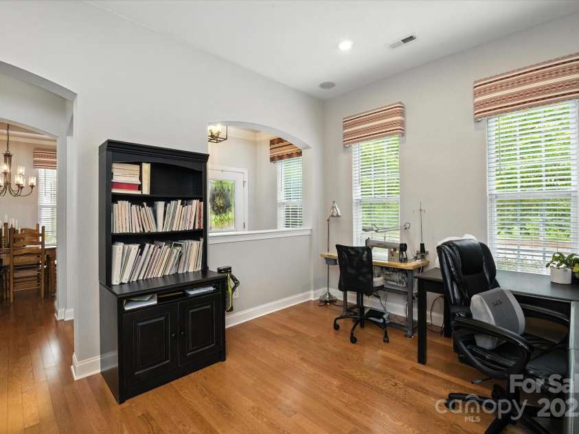 10818 Alvarado Way, Charlotte, NC 28277.  MLS# CAR4275233, YatesRealty ID 24737. Formal Living Room or Office