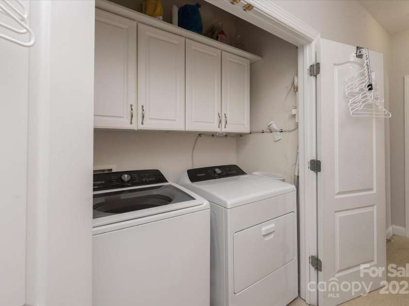 10818 Alvarado Way, Charlotte, NC 28277.  MLS# CAR4275233, YatesRealty ID 24737. Laundry