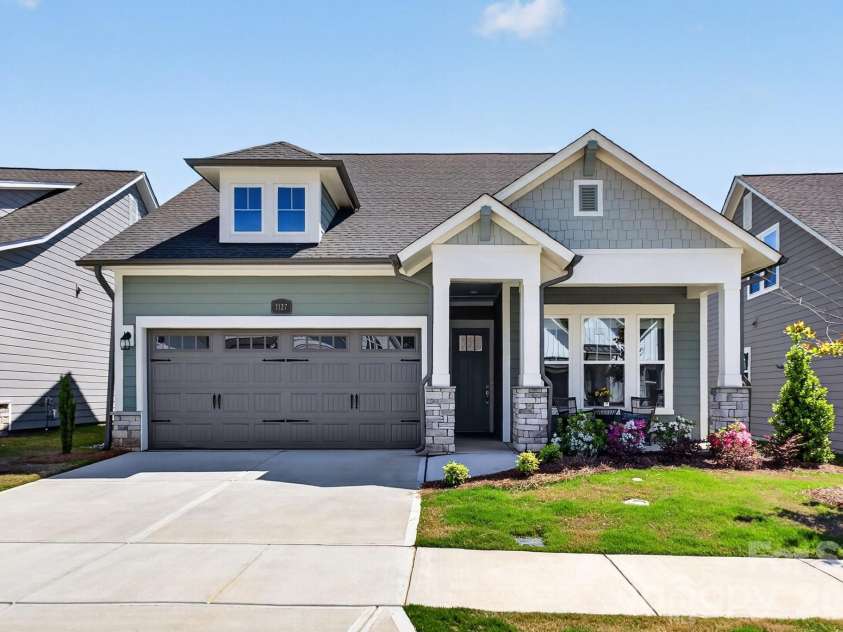 1127 Meander Lane, Waxhaw, NC 28173.  MLS# CAR4361011, YatesRealty ID 24737. Front Exterior