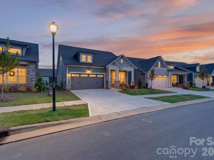 1127 Meander Lane, Waxhaw, NC 28173.  MLS# CAR4361011, YatesRealty ID 24737. Front Exterior