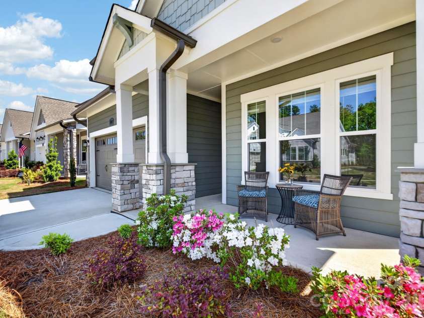 1127 Meander Lane, Waxhaw, NC 28173.  MLS# CAR4361011, YatesRealty ID 24737. Front Porch