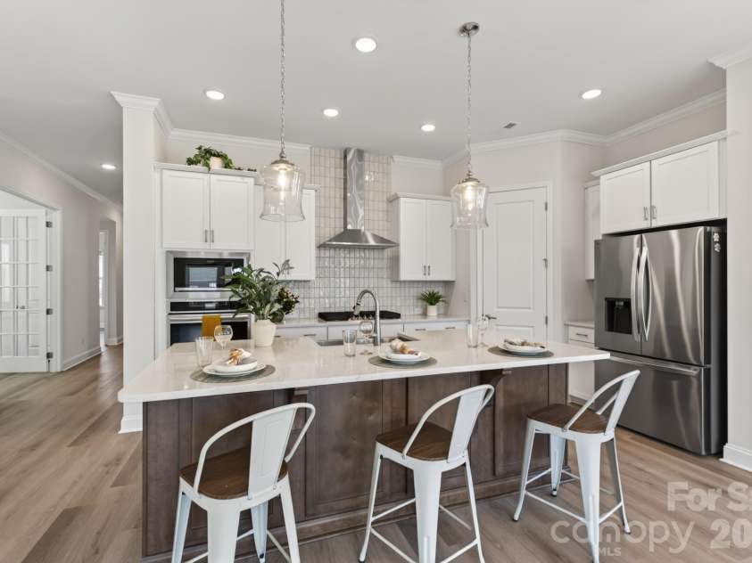 1127 Meander Lane, Waxhaw, NC 28173.  MLS# CAR4361011, YatesRealty ID 24737. Kitchen