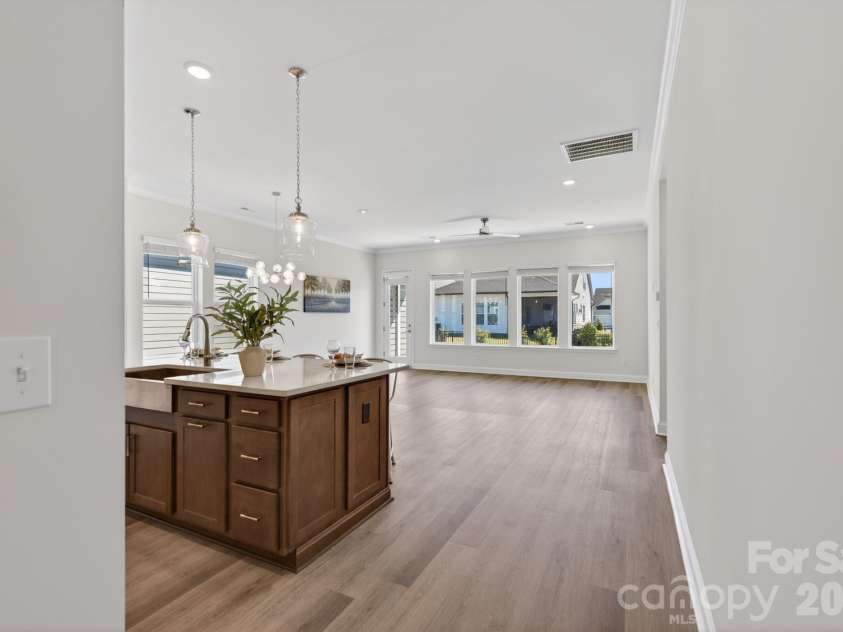 1127 Meander Lane, Waxhaw, NC 28173.  MLS# CAR4361011, YatesRealty ID 24737. Main Level Hall
