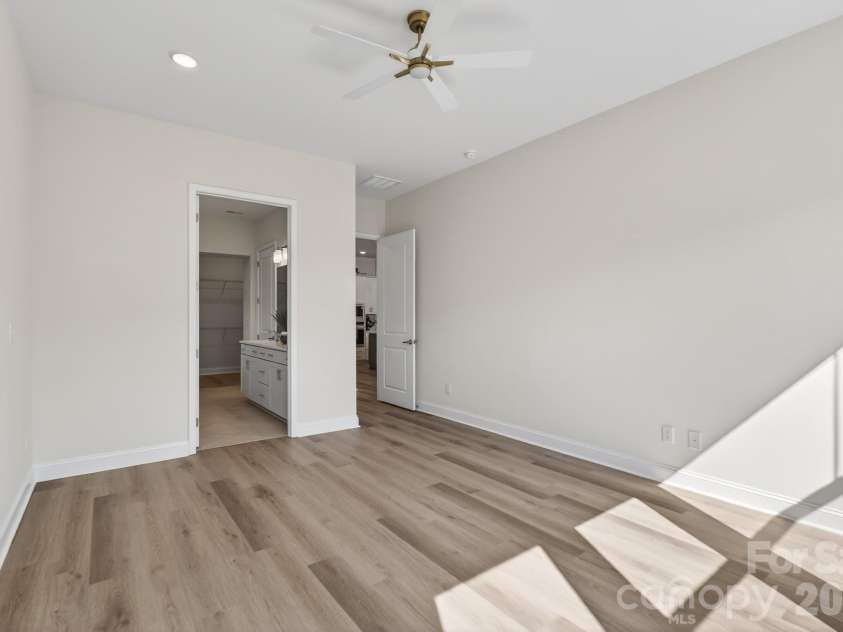 1127 Meander Lane, Waxhaw, NC 28173.  MLS# CAR4361011, YatesRealty ID 24737. Primary Bedroom
