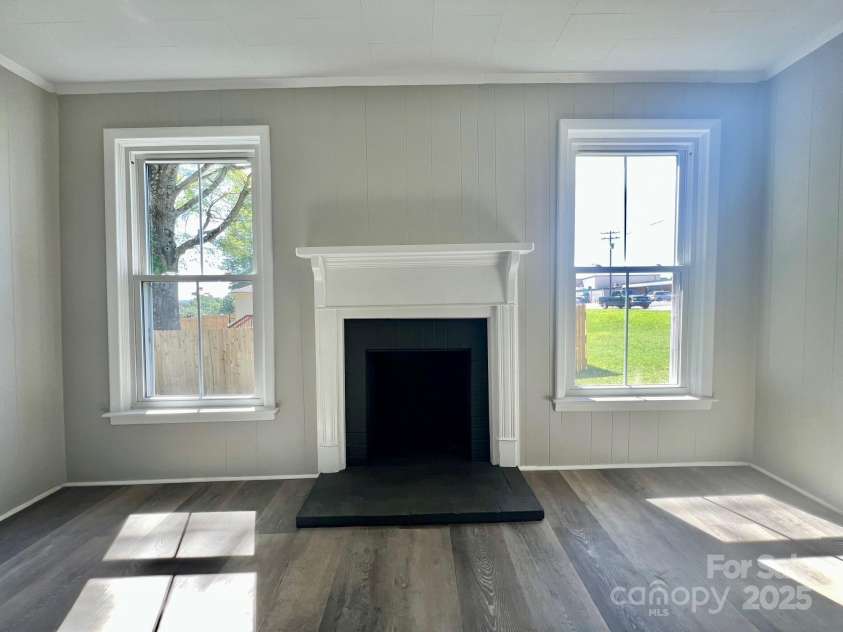 614 Main Avenue, Taylorsville, NC 28681.  MLS# CAR4267093, YatesRealty ID 24738. 