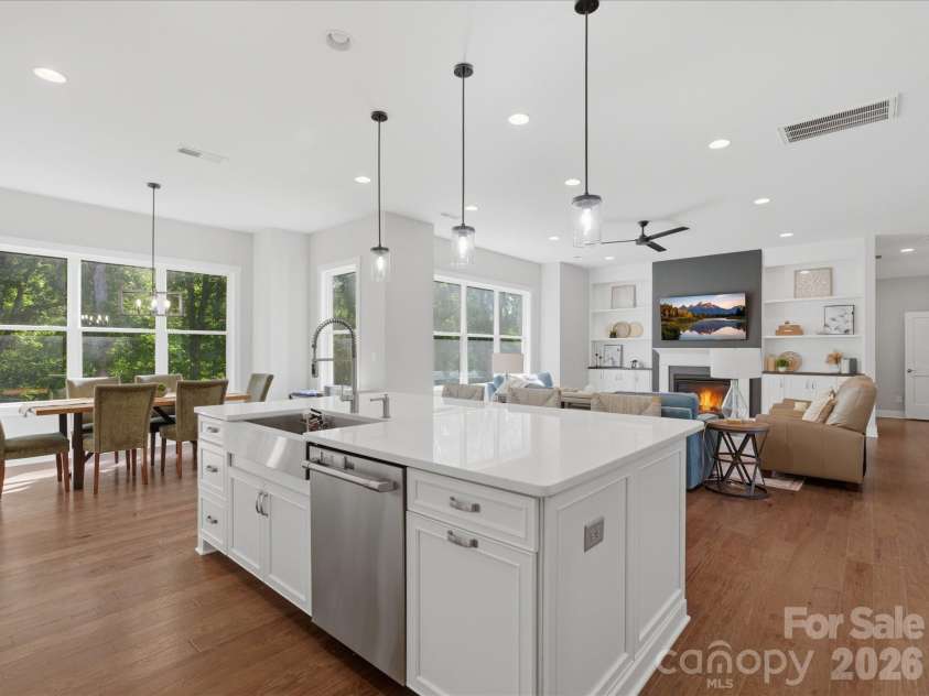 7190 Three Kings Road, Fort Mill, SC 29715.  MLS# CAR4369685, YatesRealty ID 24738. 