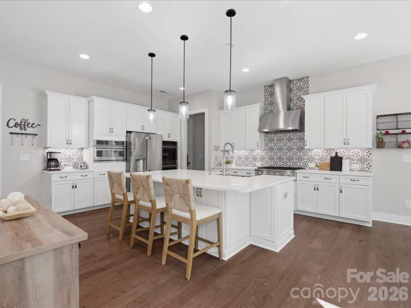 7190 Three Kings Road, Fort Mill, SC 29715.  MLS# CAR4369685, YatesRealty ID 24738. 