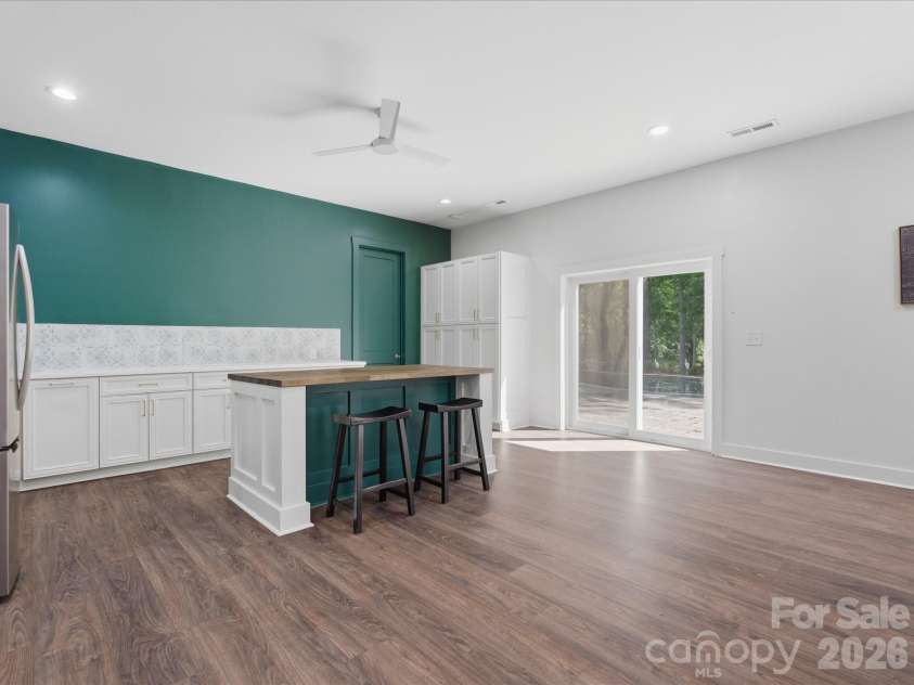 7190 Three Kings Road, Fort Mill, SC 29715.  MLS# CAR4369685, YatesRealty ID 24738. 