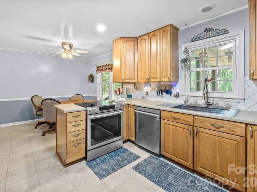 4585 Karwood Drive, Rock Hill, SC 29732.  MLS# CAR4374665, YatesRealty ID 24739. 