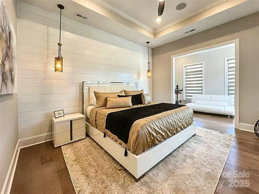 15126 Sustar Farm Drive, Matthews, NC 28105.  MLS# CAR4201197, YatesRealty ID 2474. 