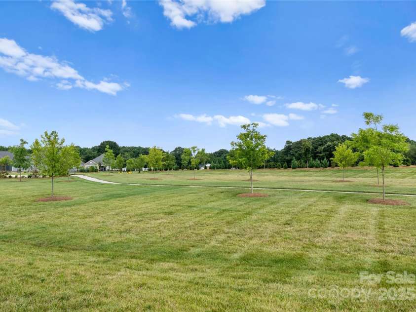 15126 Sustar Farm Drive, Matthews, NC 28105.  MLS# CAR4201197, YatesRealty ID 2474. 