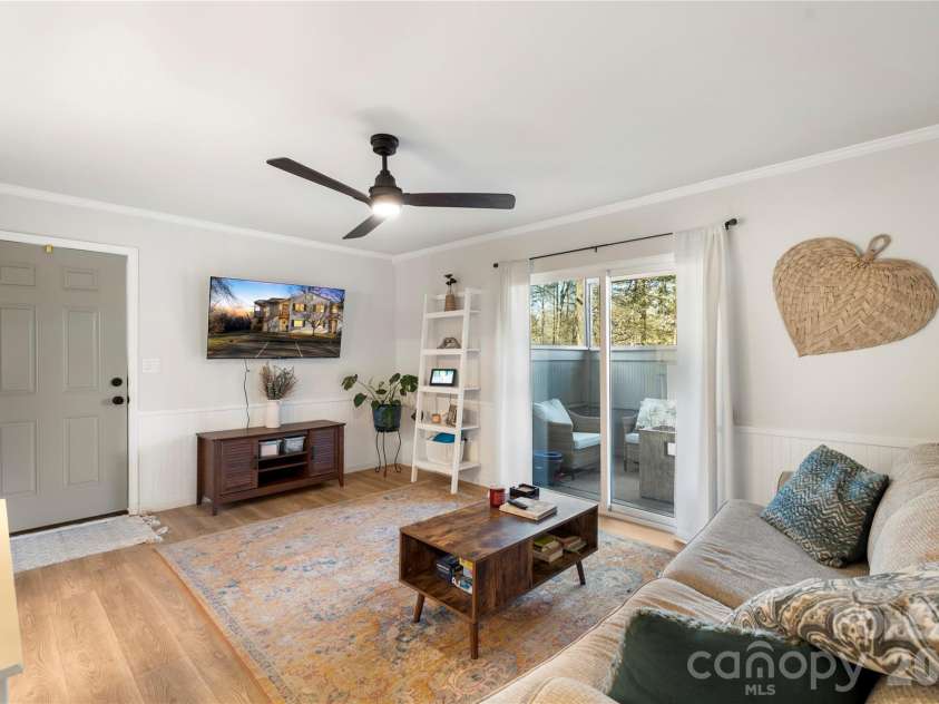 1646 Hunters Trail, Rock Hill, SC 29732.  MLS# CAR4335830, YatesRealty ID 2474. 