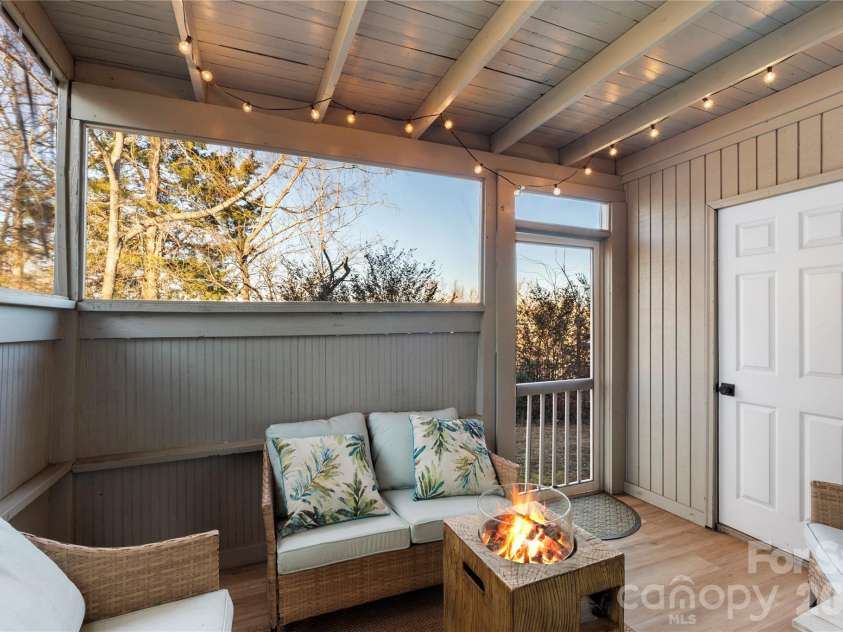 1646 Hunters Trail, Rock Hill, SC 29732.  MLS# CAR4335830, YatesRealty ID 2474. 