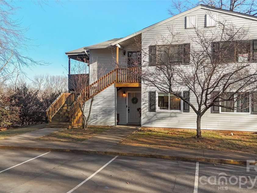 1646 Hunters Trail, Rock Hill, SC 29732.  MLS# CAR4335830, YatesRealty ID 2474. 