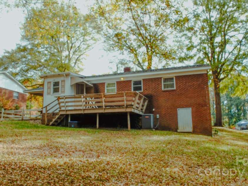 739 Vale Street, Shelby, NC 28150.  MLS# CAR4316234, YatesRealty ID 2474. 
