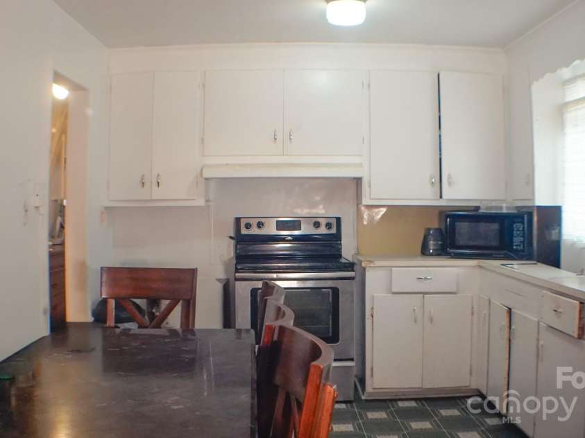 739 Vale Street, Shelby, NC 28150.  MLS# CAR4316234, YatesRealty ID 2474. 