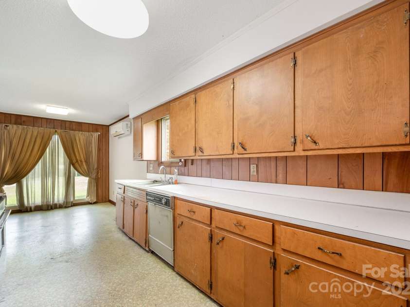 5858 Mundy Road, Denver, NC 28037.  MLS# CAR4278660, YatesRealty ID 24741. 