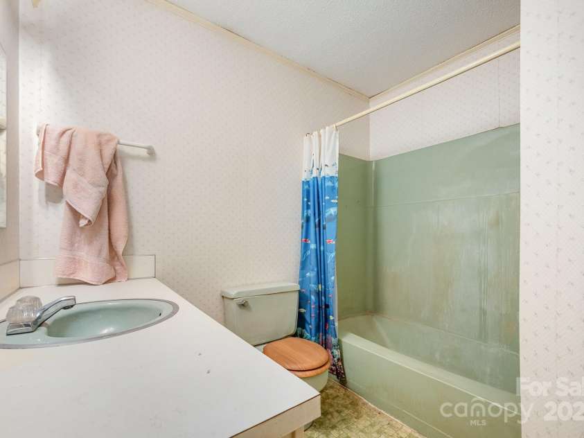 5858 Mundy Road, Denver, NC 28037.  MLS# CAR4278660, YatesRealty ID 24741. 