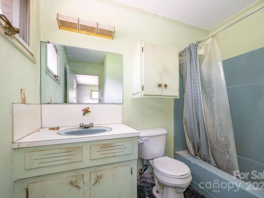 5858 Mundy Road, Denver, NC 28037.  MLS# CAR4278660, YatesRealty ID 24741. 