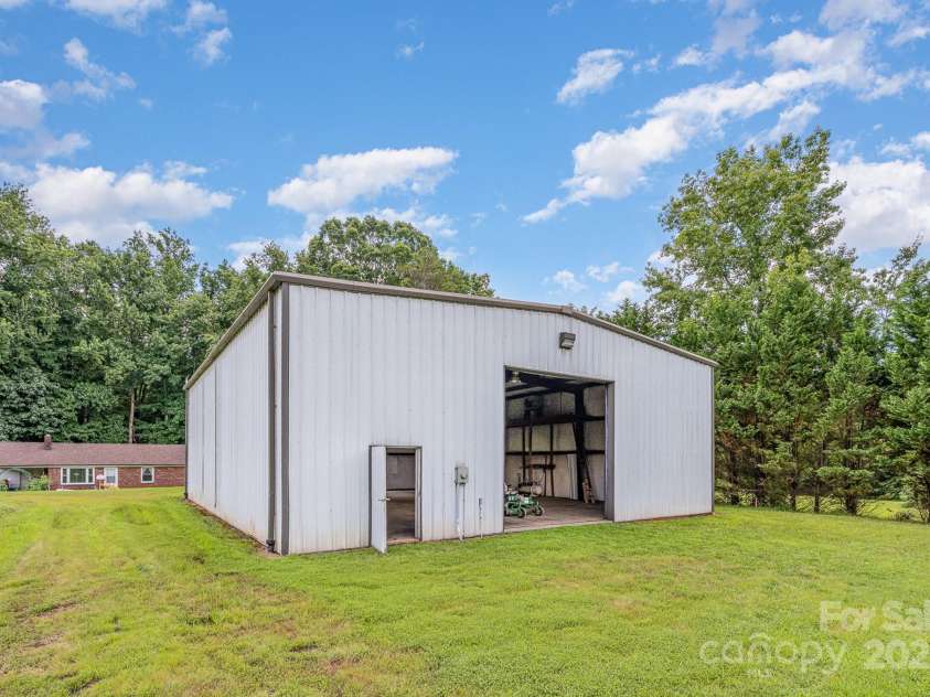 5858 Mundy Road, Denver, NC 28037.  MLS# CAR4278660, YatesRealty ID 24741. 