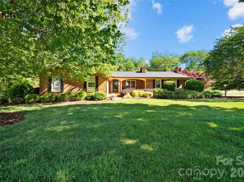 27211 Hedge Road, Albemarle, NC 28001.  MLS# CAR4380078, YatesRealty ID 24742. 