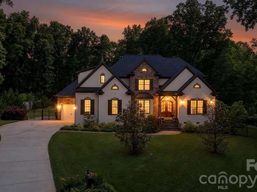 7304 River Valley Court, Mint Hill, NC 28227.  MLS# CAR4379880, YatesRealty ID 24743. 