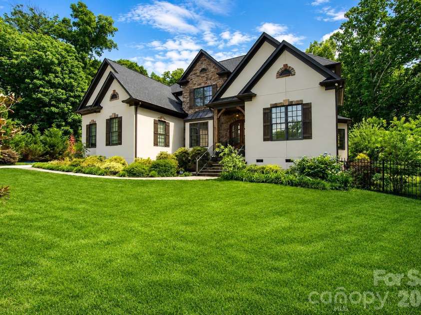 7304 River Valley Court, Mint Hill, NC 28227.  MLS# CAR4379880, YatesRealty ID 24743. 