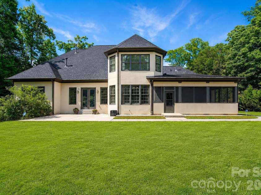 7304 River Valley Court, Mint Hill, NC 28227.  MLS# CAR4379880, YatesRealty ID 24743. 