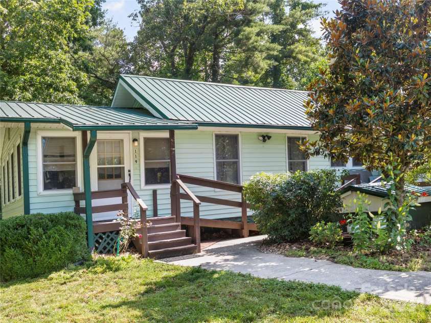 119 John Lee Montgomery Drive, Hendersonville, NC 28792.  MLS# CAR4277677, YatesRealty ID 24744. 