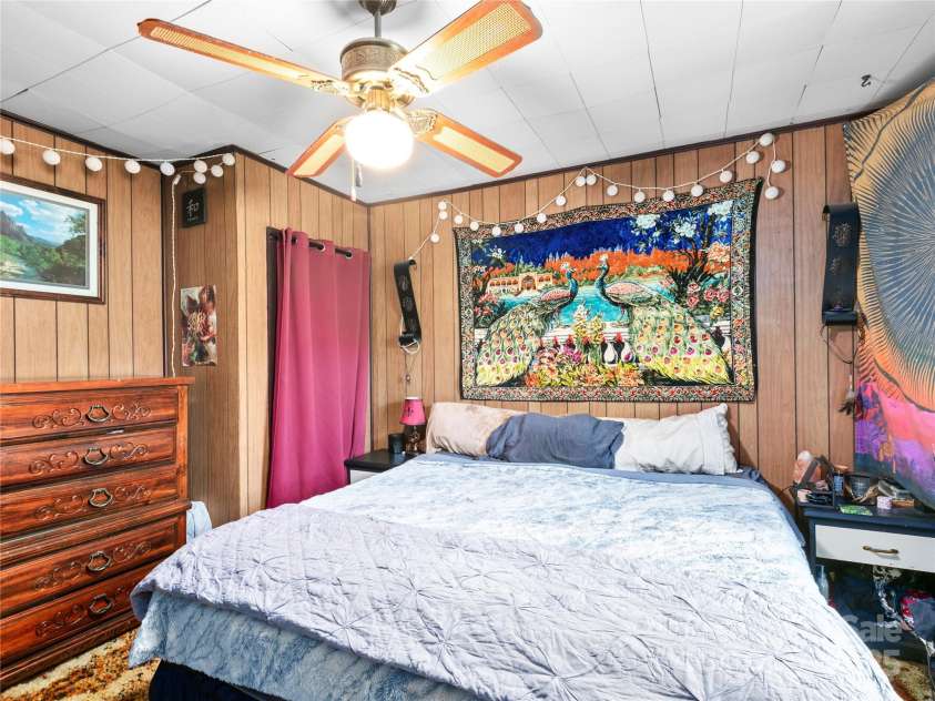 119 John Lee Montgomery Drive, Hendersonville, NC 28792.  MLS# CAR4277677, YatesRealty ID 24744. 