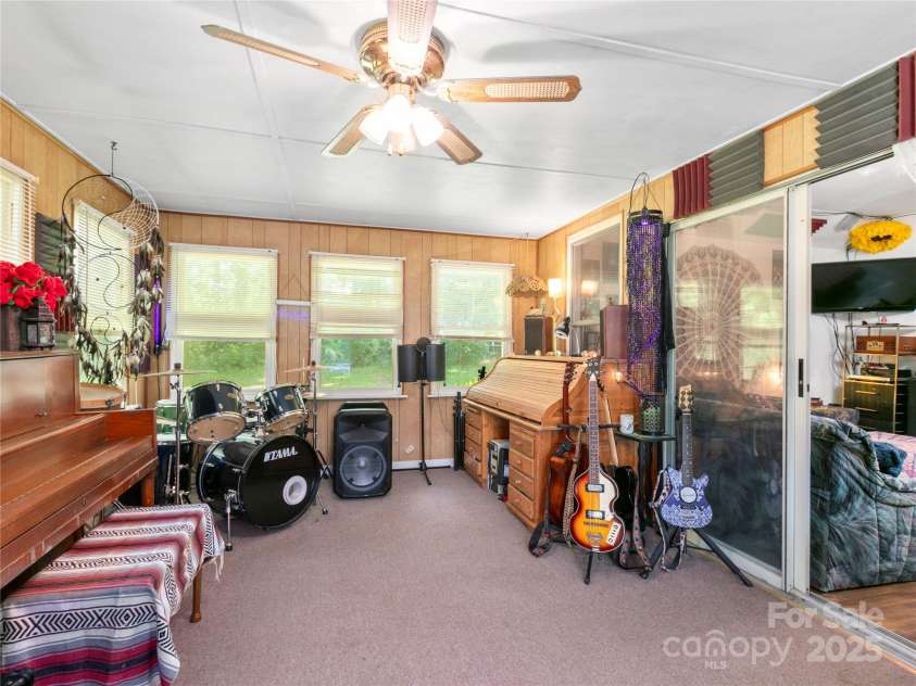 119 John Lee Montgomery Drive, Hendersonville, NC 28792.  MLS# CAR4277677, YatesRealty ID 24744. 