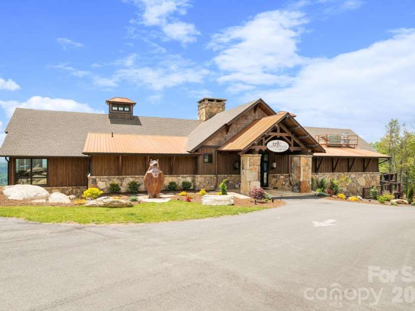92 White Eagle Trail, Banner Elk, NC 28604.  MLS# CAR4381259, YatesRealty ID 24744. Epic Chophouse