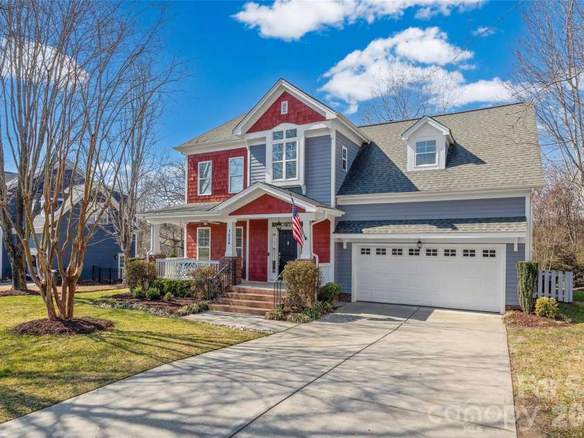 1039 Hunters Run Drive, Tega Cay, SC 29708.  MLS# CAR4384009, YatesRealty ID 24745. 