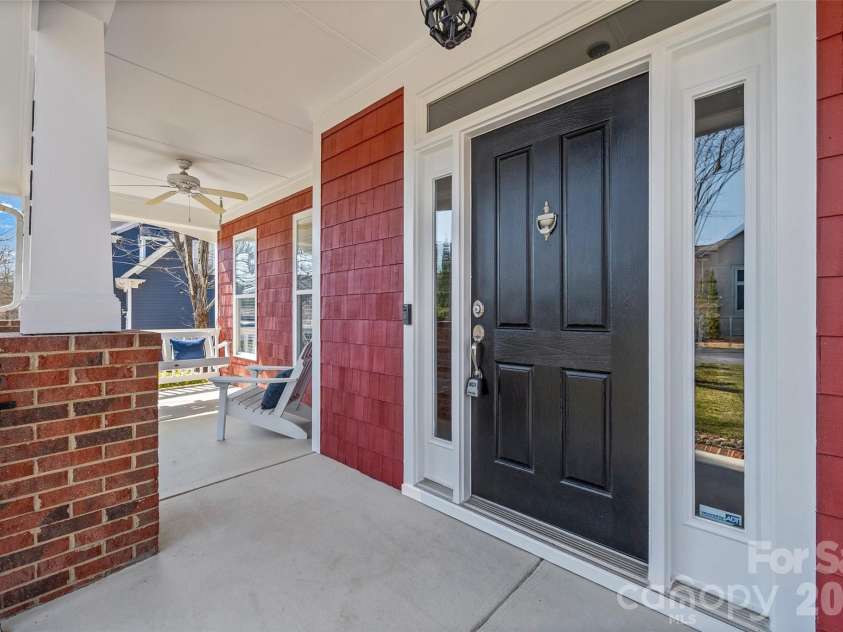 1039 Hunters Run Drive, Tega Cay, SC 29708.  MLS# CAR4384009, YatesRealty ID 24745. 