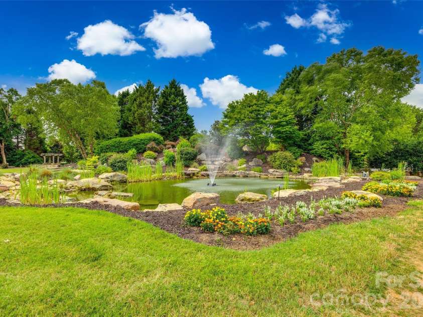 1039 Hunters Run Drive, Tega Cay, SC 29708.  MLS# CAR4384009, YatesRealty ID 24745. 