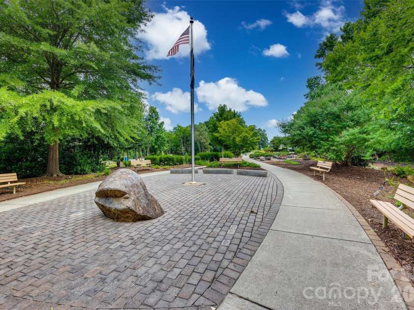 1039 Hunters Run Drive, Tega Cay, SC 29708.  MLS# CAR4384009, YatesRealty ID 24745. 