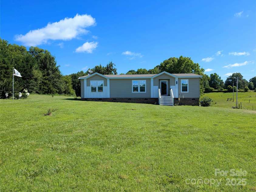 4713 White Store Road, Wingate, NC 28174.  MLS# CAR4270892, YatesRealty ID 24745. 