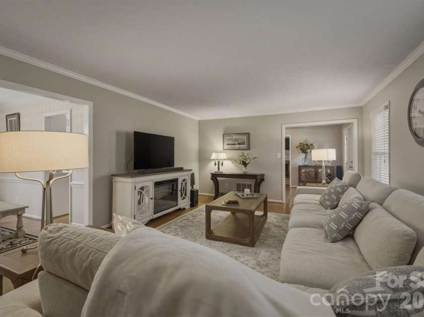 103 Wedgewood Court, Morganton, NC 28655.  MLS# CAR4383886, YatesRealty ID 24746. 