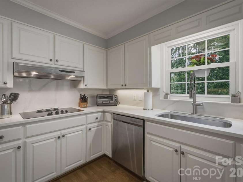 103 Wedgewood Court, Morganton, NC 28655.  MLS# CAR4383886, YatesRealty ID 24746. 
