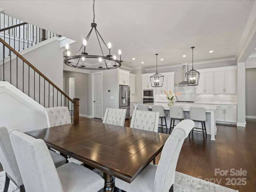 822 River Oaks Lane, Charlotte, NC 28226.  MLS# CAR4271623, YatesRealty ID 24746. Dining Room/Kitchen