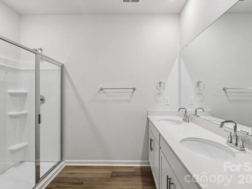 47 Cora View Trail, Waynesville, NC 28785.  MLS# CAR4354313, YatesRealty ID 24747. Photos are representative