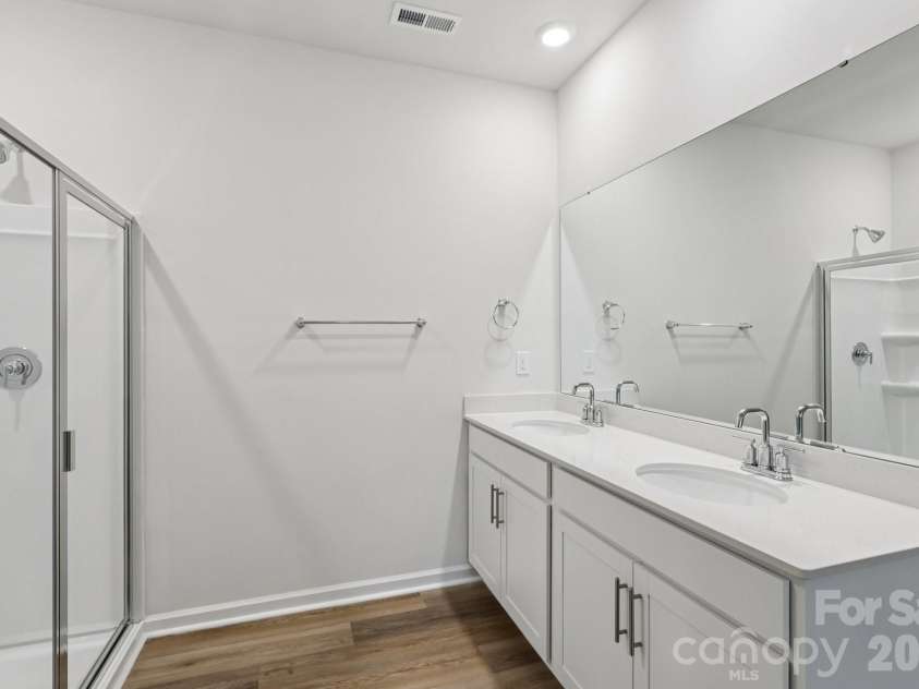 47 Cora View Trail, Waynesville, NC 28785.  MLS# CAR4354313, YatesRealty ID 24747. Photos are representative