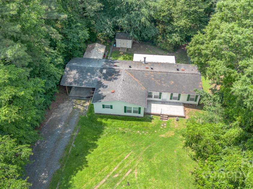 611 Robinson Street, Dallas, NC 28034.  MLS# CAR4261429, YatesRealty ID 24747. Surrounded by privacy!