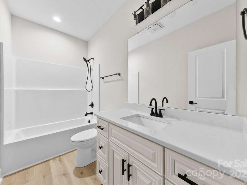 109 Darvee Road, Blacksburg, SC 29702.  MLS# CAR4255858, YatesRealty ID 24749. 