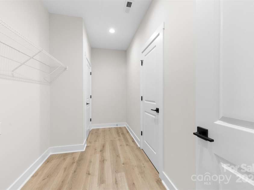 109 Darvee Road, Blacksburg, SC 29702.  MLS# CAR4255858, YatesRealty ID 24749. 