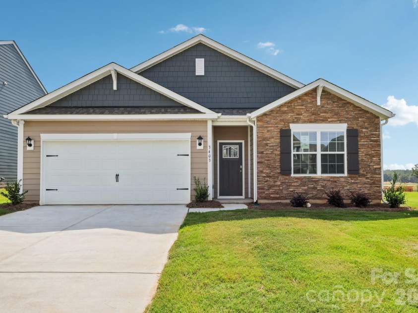 25 Cora View Trail, Waynesville, NC 28785.  MLS# CAR4354300, YatesRealty ID 24749. Photos are representative