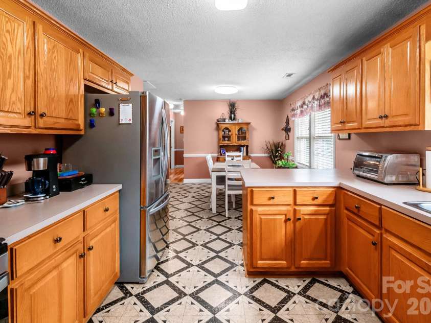 2795 Cane Mill Road, Lancaster, SC 29720.  MLS# CAR4394678, YatesRealty ID 2475. 