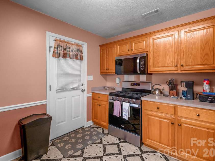 2795 Cane Mill Road, Lancaster, SC 29720.  MLS# CAR4394678, YatesRealty ID 2475. 